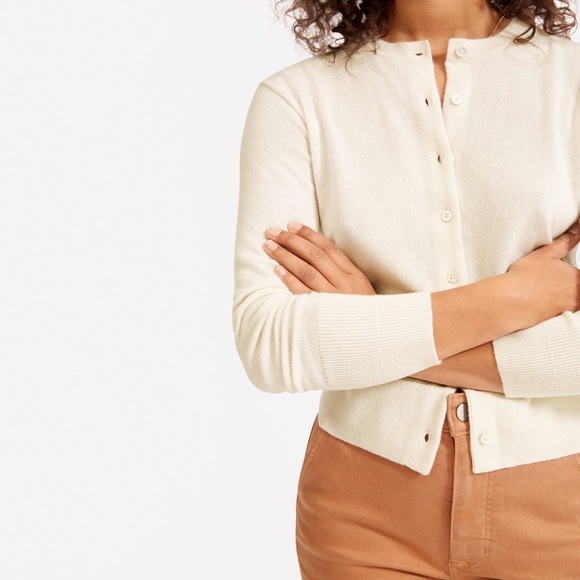 Everlane Cashmere Crew Neck Cardigan - Picture 2 of 11